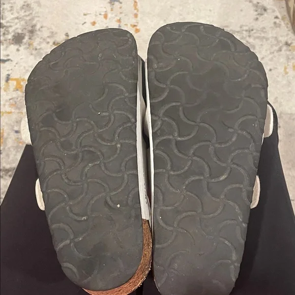 Birkenstock White Double-Buckle Arizona Sandals - Picture 2 of 7